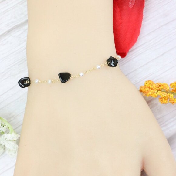 "Trendy Handmade Bracelet – A Thoughtful Gift for Girls & Women | UNVRC1671 - Picture 8 of 10